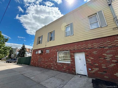 1902 Stillwell Avenue, New York, NY, 11223 | Card Image