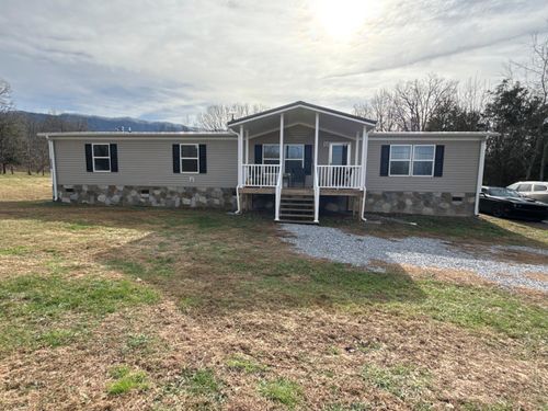 1125 Bishop Loop, Greeneville, TN, 37743-8670 | Card Image