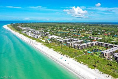 A208 - 1501 Middle Gulf Drive, Condo with 2 bedrooms, 2 bathrooms and null parking in Sanibel FL | Image 3