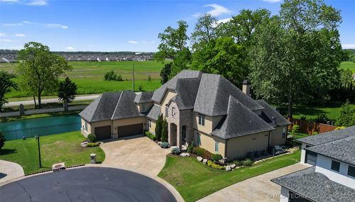 12014 Kingston Pl, Tulsa, OK, 74137-2115 | Card Image