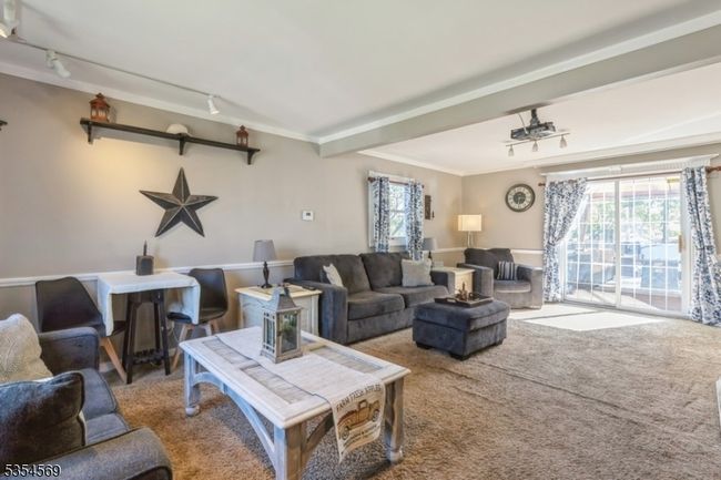 41 Spring Hill Rd, House other with 3 bedrooms, 2 bathrooms and null parking in Clifton NJ | Image 7