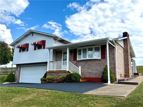 958 Vernon Dr, Rostraver Township, PA, 15012-3528 | Card Image