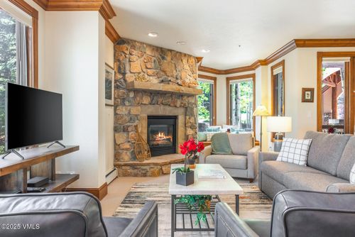 r103-r102-62 Highlands Ln, Beaver Creek, CO, 81620-5403 | Card Image