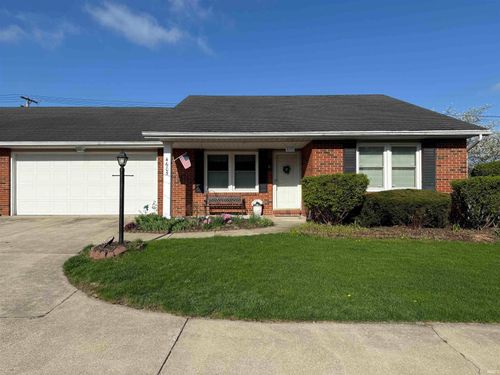 4605 Rivers Edge Dr, Mishawaka, IN, 46544-4166 | Card Image