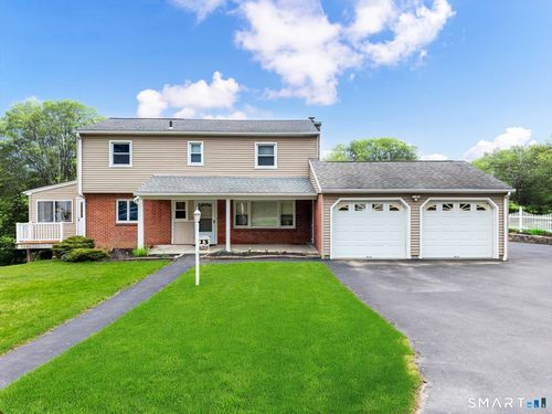 13 Macbean Dr, New Fairfield, CT, 06812-2661 | Card Image