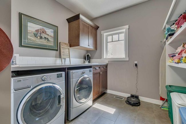 226018 30 Street W, House other with 2 bedrooms, 3 bathrooms and 8 parking in Rural Foothills County AB | Image 21