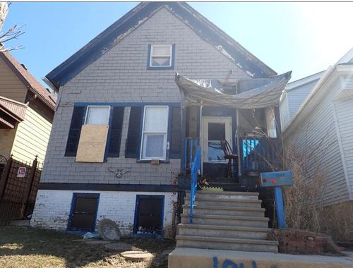 1946 S 12 Street, Milwaukee, WI, 53204 | Card Image