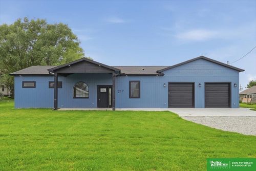 217 N Cherry St, Nickerson, NE, 68044-2590 | Card Image