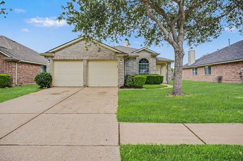 4026 Ashview Ln, Fresno, TX, 77545-8828 | Card Image