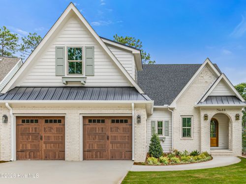 44 Dungarvan Ln, Pinehurst, NC, 28374-8185 | Card Image