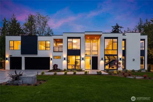 2436 82nd Ave Ne, Medina, WA, 98039-1510 | Card Image