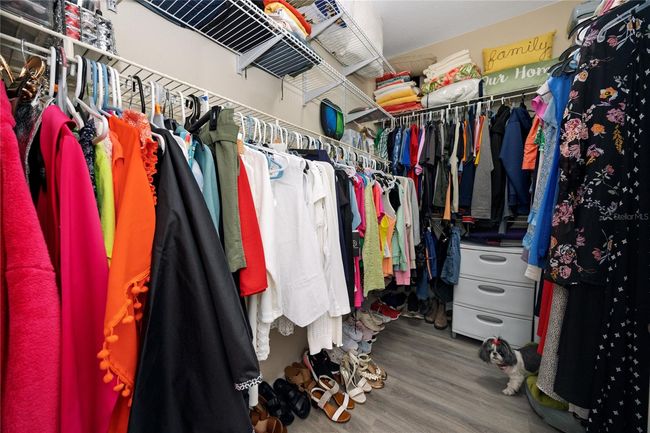 Primary Closet | Image 15
