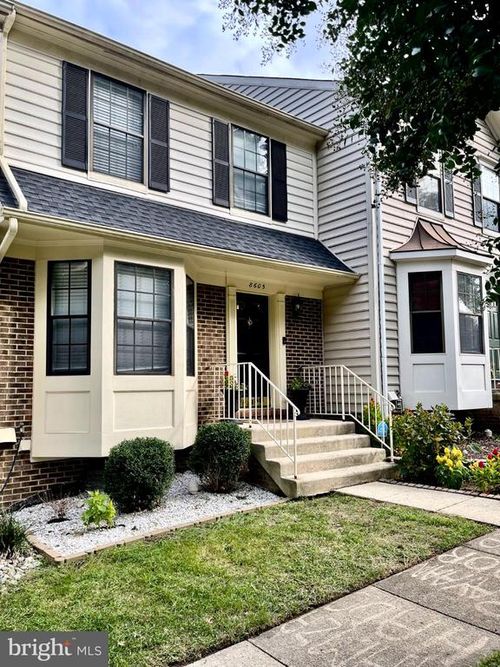 8605 Pin Oak Dr, SPRINGFIELD, VA, 22153-3553 | Card Image