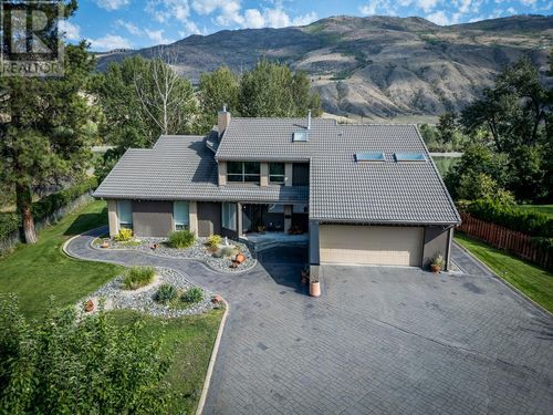 604 Stansfield Rd, Kamloops, BC, V2B6M3 | Card Image