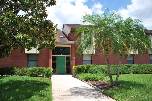 212-212 Caryl Way, OLDSMAR, FL, 34677-2266 | Card Image