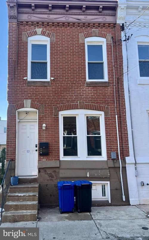 2444 S Fairhill St, PHILADELPHIA, PA, 19148-3932 | Card Image