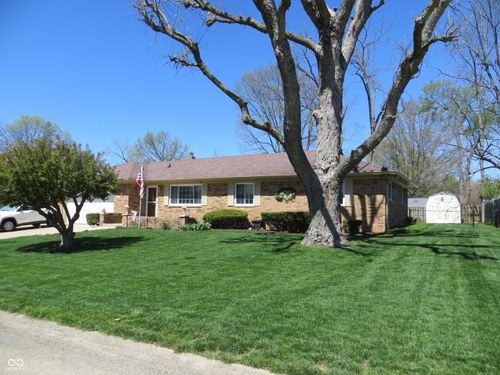 628 W Ralston Rd, Indianapolis, IN, 46217-5054 | Card Image