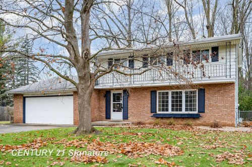 7860 Luann St, Saginaw, MI, 48609-4907 | Card Image