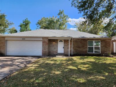 2003 5th Street, House other with 3 bedrooms, 2 bathrooms and null parking in Missouri City TX | Image 2