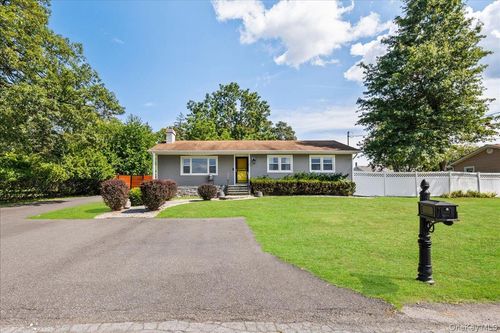 167 Rockwell Ave, Middletown, NY, 10940-4442 | Card Image