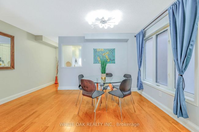 43 Sassafras Cir, House attached with 4 bedrooms, 4 bathrooms and 2 parking in Thornhill ON | Image 11