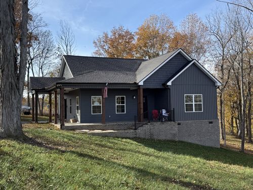 431 Lauren Ln, Westmoreland, TN, 37186-4103 | Card Image