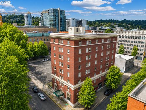 204-1005 Sw Park Ave, Portland, OR, 97205-2433 | Card Image