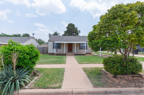 833 S 17th St, Abilene, TX, 79602-4901 | Card Image