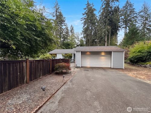 7104 36th Street Ct Nw, Gig Harbor, WA, 98335-8400 | Card Image