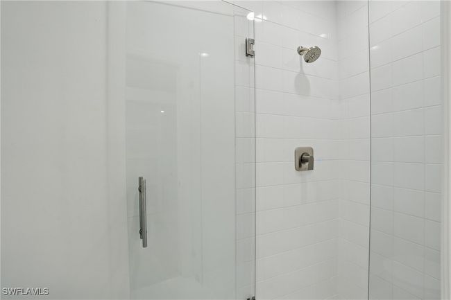 547 Serendipity Dr, Condo with 3 bedrooms, 2 bathrooms and null parking in NAPLES FL | Image 10