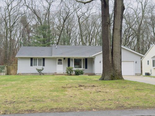 14942 Robinwood Ct, Grand Haven, MI, 49417-9542 | Card Image