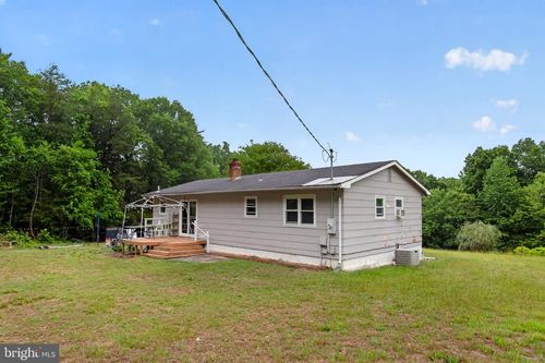 9600 Honeysuckle Rd, FREDERICKSBURG, VA, 22408-1732 | Card Image