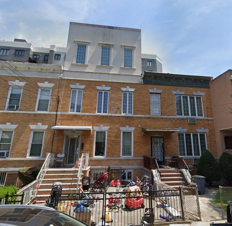 50th St, Brooklyn, NY 11204