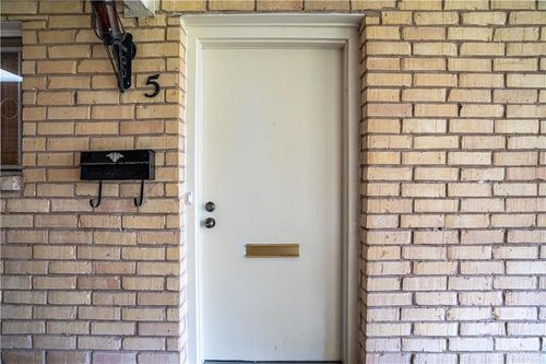 5-100 E Yuma Ave, McAllen, TX, 78503-1235 | Card Image