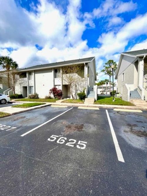67-4-5625 Blue Shadows Ct, Orlando, FL, 32811-4728 | Card Image