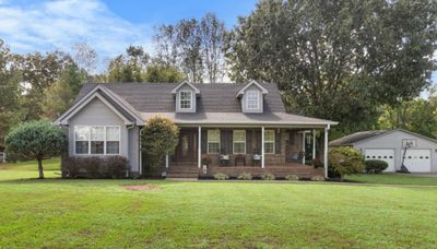 104 S Scenic Shore Dr, House other with 3 bedrooms, 2 bathrooms and 2 parking in Dover TN | Image 1