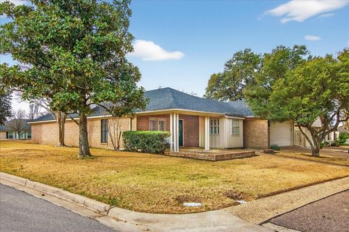 4145 Westchester Dr, Waco, TX, 76710-1324 | Card Image