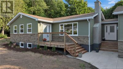 7 Highland Ave, House other with 2 bedrooms, 2 bathrooms and null parking in Rothesay NB | Image 2