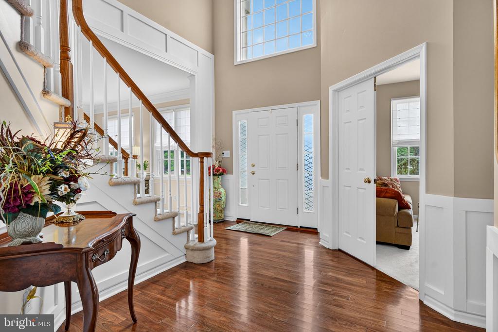 Residential in MOUNT LAUREL 5