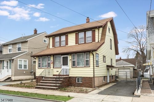 150 Boyle Ave, Totowa, NJ, 07512-2715 | Card Image