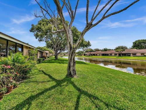 8318 Springlake Dr, Boca Raton, FL, 33496-4901 | Card Image