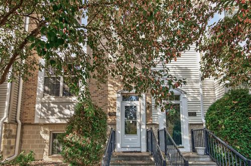 15777 Porchlight Ln, Eden Prairie, MN, 55347-3575 | Card Image
