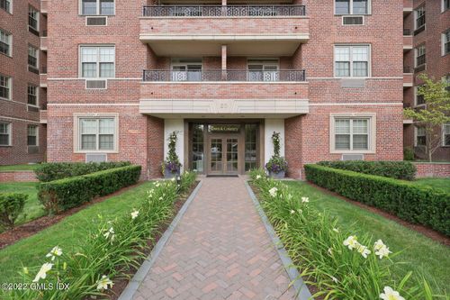 a-22-20 Church St, Greenwich, CT, 06830-5631 | Card Image