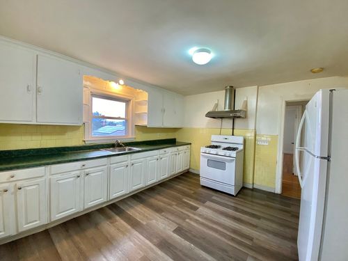 2-530 Beach St, Revere, MA, 02151-2617 | Card Image