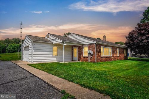 56 S Kister St, ETTERS, PA, 17319-8871 | Card Image