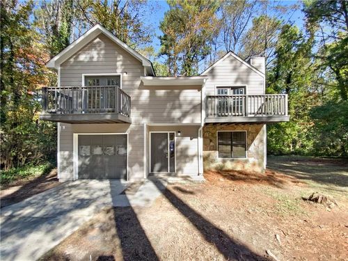 2744 Lisa Dr, Jonesboro, GA, 30236-6215 | Card Image