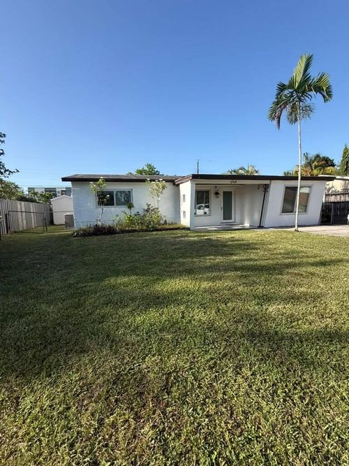 2748 Sw 46th Ct, Fort Lauderdale, FL, 33312-5638 | Card Image