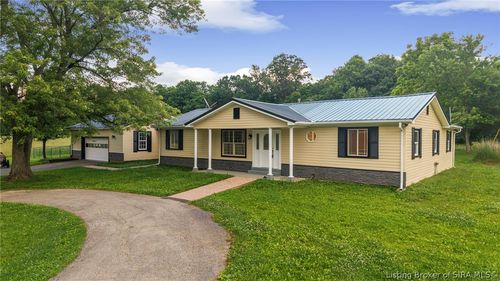 902 Harry Hughes Rd, Charlestown, IN, 47111-9118 | Card Image