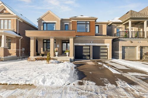 {{alt}} | Card Image