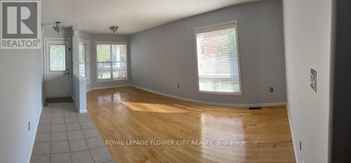 728 Irving Terr, Milton, ON, L9T6H3 | Card Image